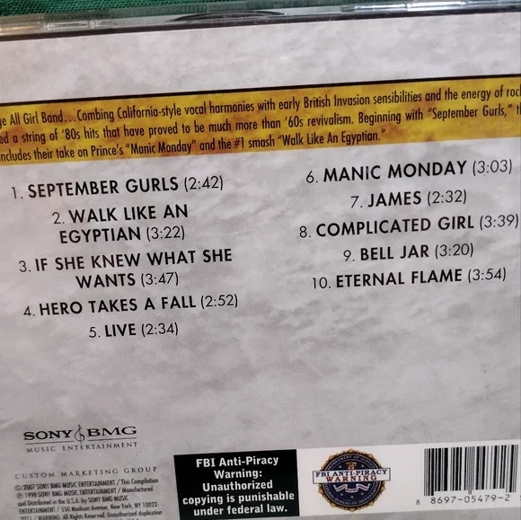 ⭐ BOGO ⭐ Bangles CD ( SUPER HITS ) - Picture 3 of 4